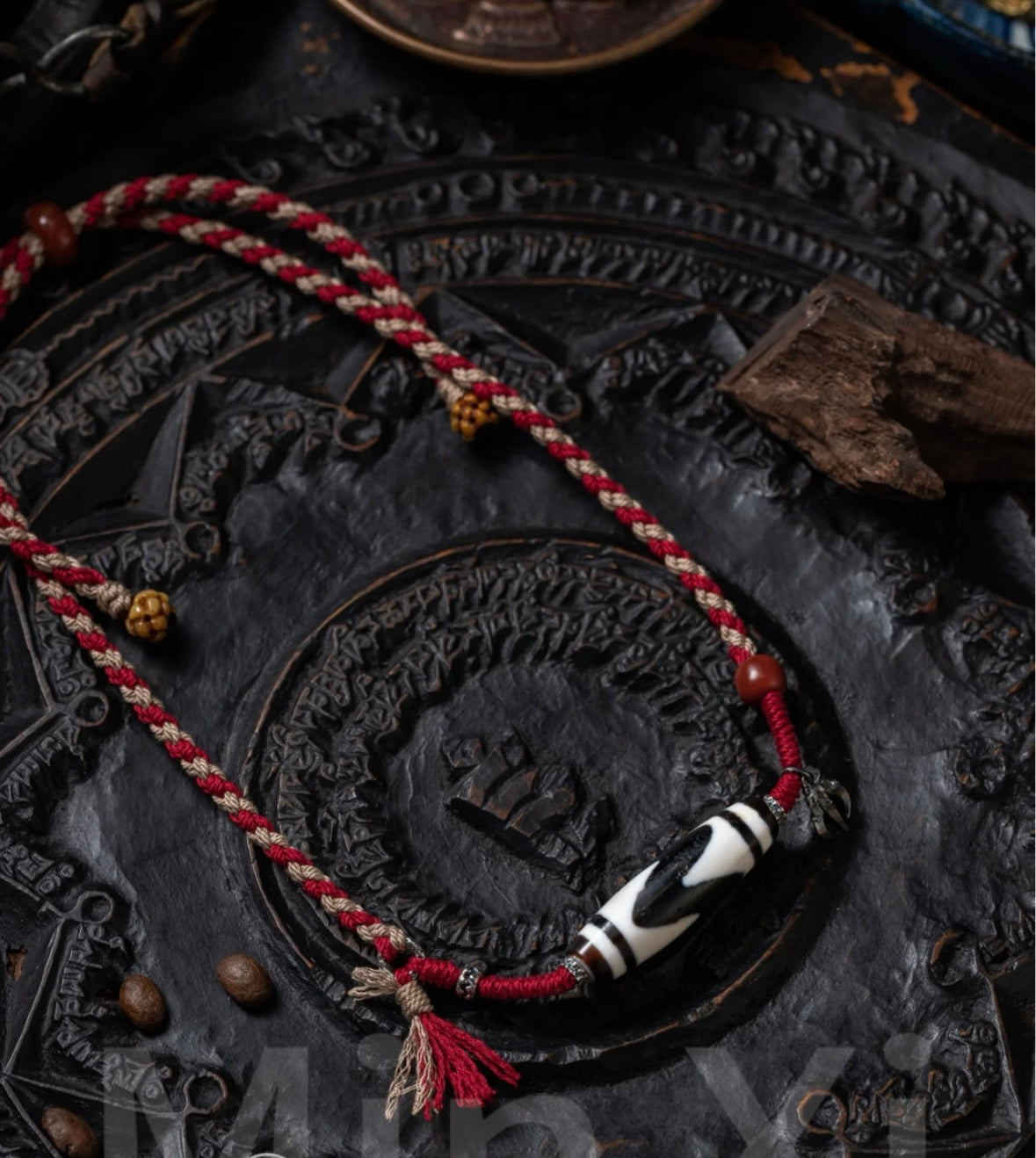 Tibetan Tiger Tooth Dzi Bead & Vajra Adjustable Cord Necklace