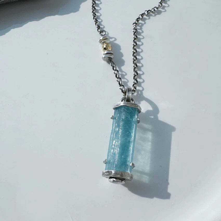 Purifying & Calming Aquamarine Pillar 925 Sterling Silver Necklace
