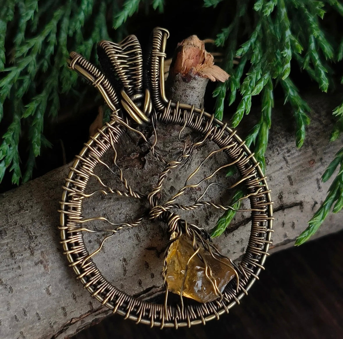 Tibetan "Tree of Wealth" Citrine Necklace: Feng Shui Energy & Himalayan Craftsmanship