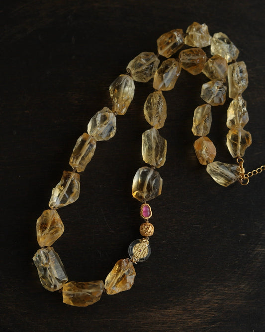 Tibetan Citrine Abundance Necklace: Wealth Charged by Himalayan Spirit