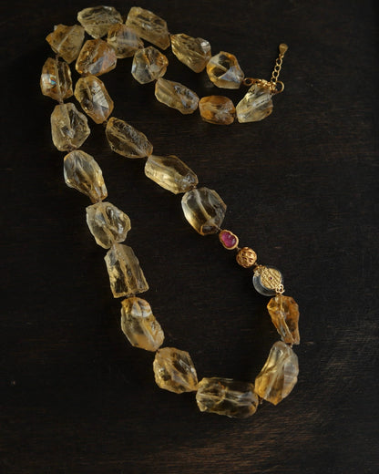 Tibetan Citrine Abundance Necklace: Wealth Charged by Himalayan Spirit