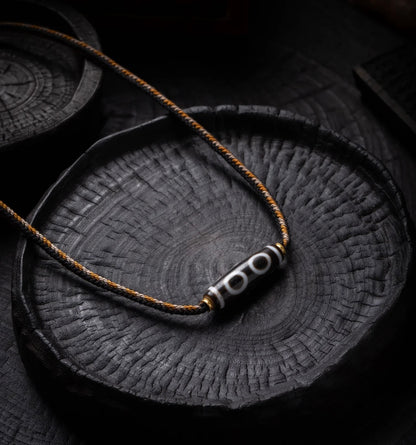 Tibetan Three-Eyes Pure Dzi Necklace — Minimalist Craftsmanship