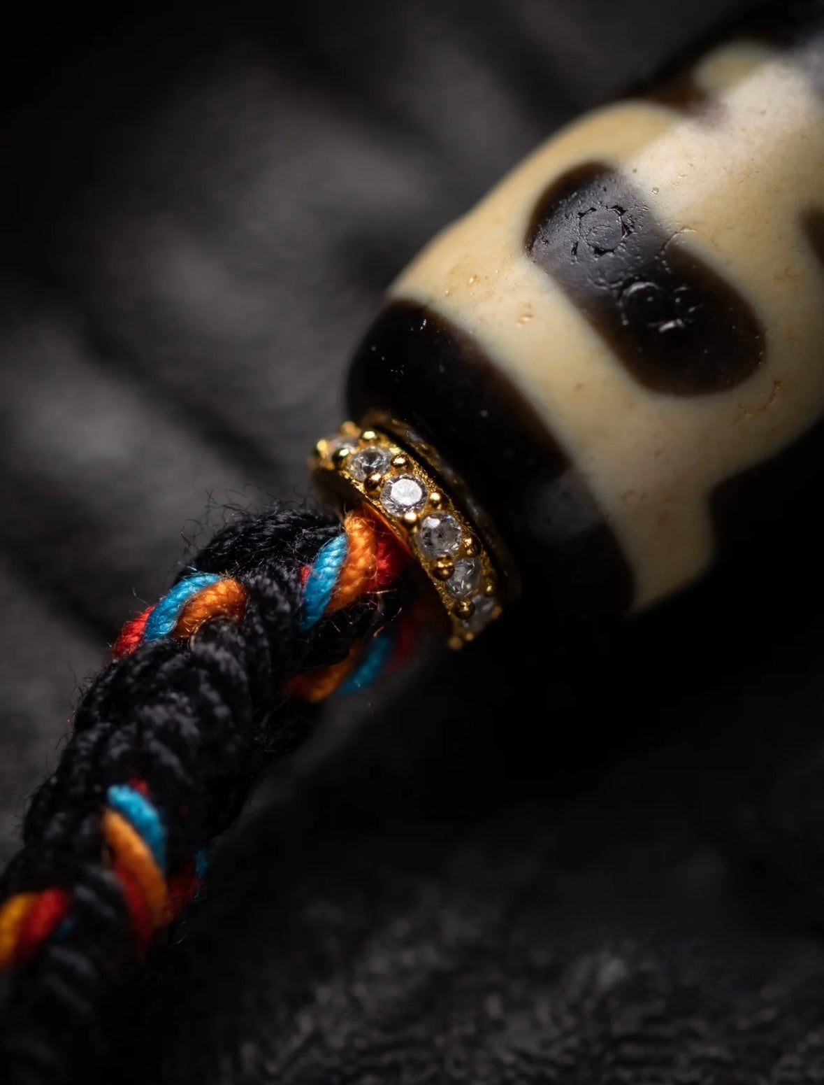 Tibetan Dzi Bead & Buddha Blessing Bracelet