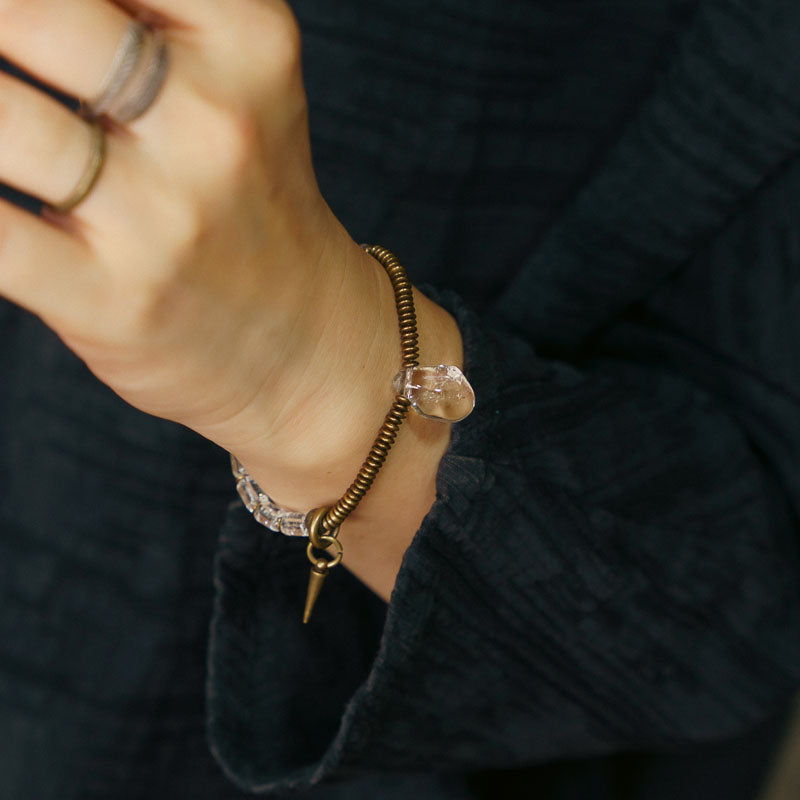 Tibetan Clear Crystal Quartz with Brass Bracelet – Elegance in Harmony Ⅲ