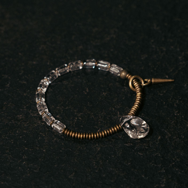 Tibetan Clear Crystal Quartz with Brass Bracelet – Elegance in Harmony Ⅲ