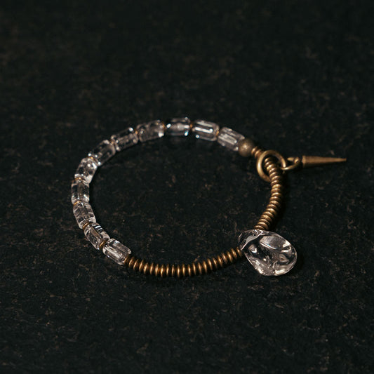 Tibetan Clear Crystal Quartz with Brass Bracelet – Elegance in Harmony Ⅲ